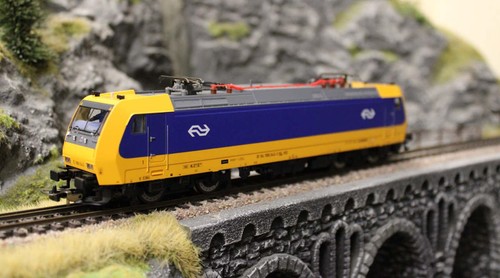 Piko elektrolokomotive 186 - piko,