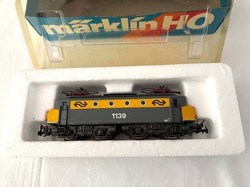 Märklin 3324 lok - märklin, e-lok